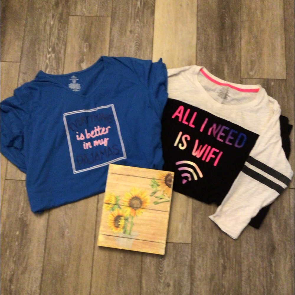 2 women’s Nightshirts FREE with the purchase of another item from my closet